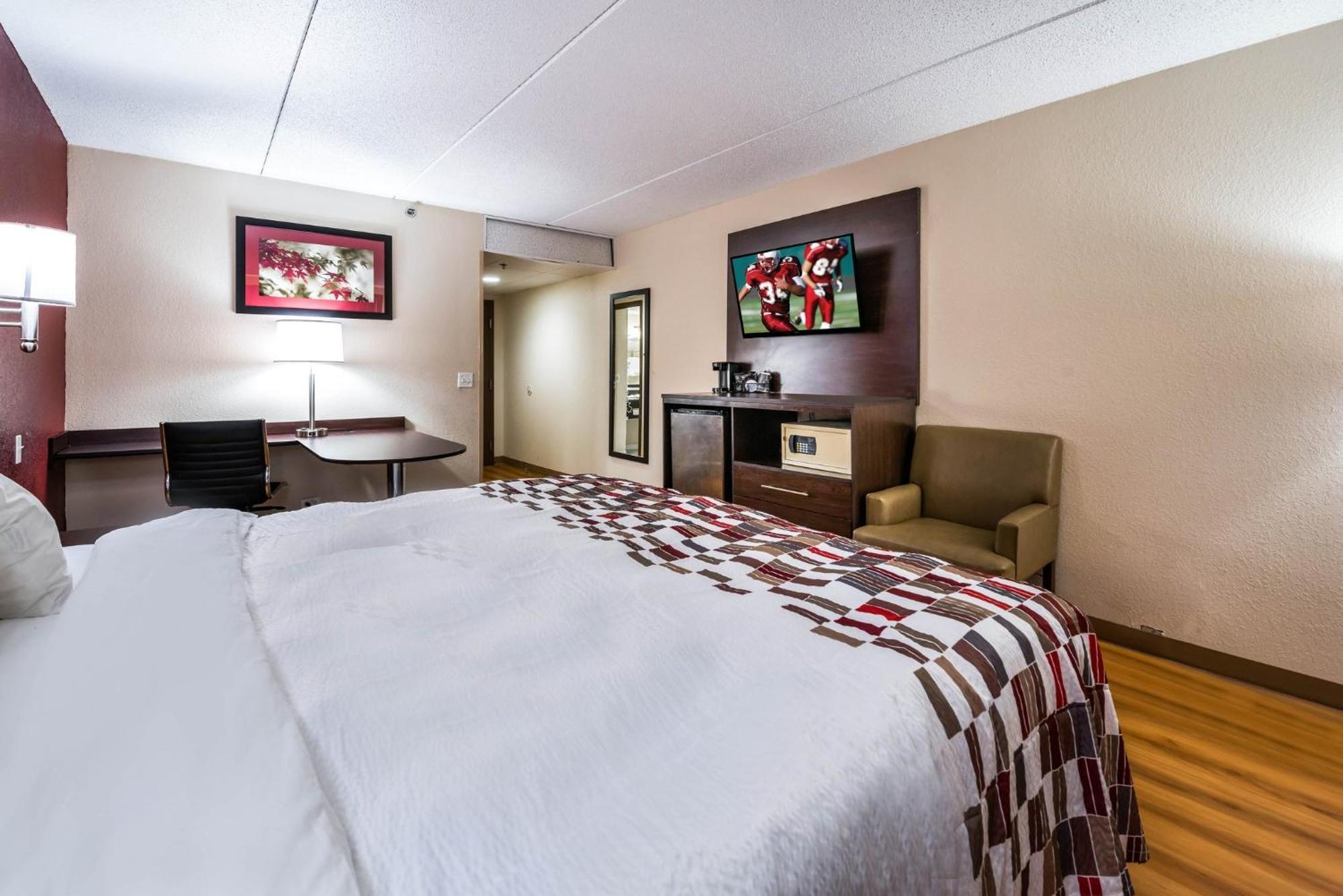 Motel Red Roof 2*